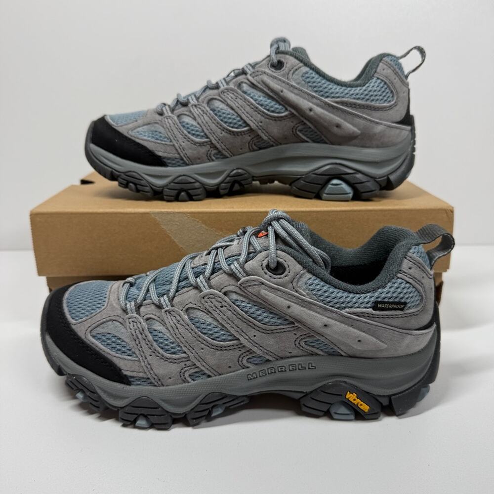 NIB • Women's Moab 3 Size: 7 NWT - image 2